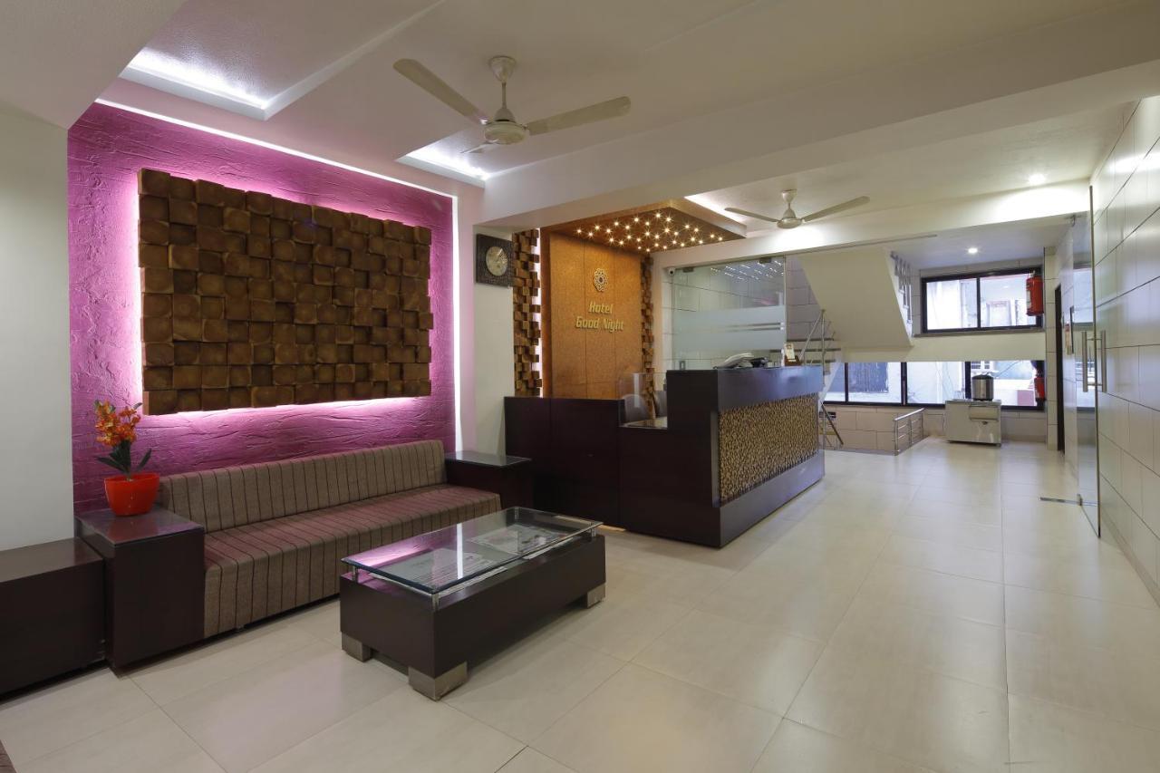 Hotel Good Night Ahmadabad Zewnętrze zdjęcie