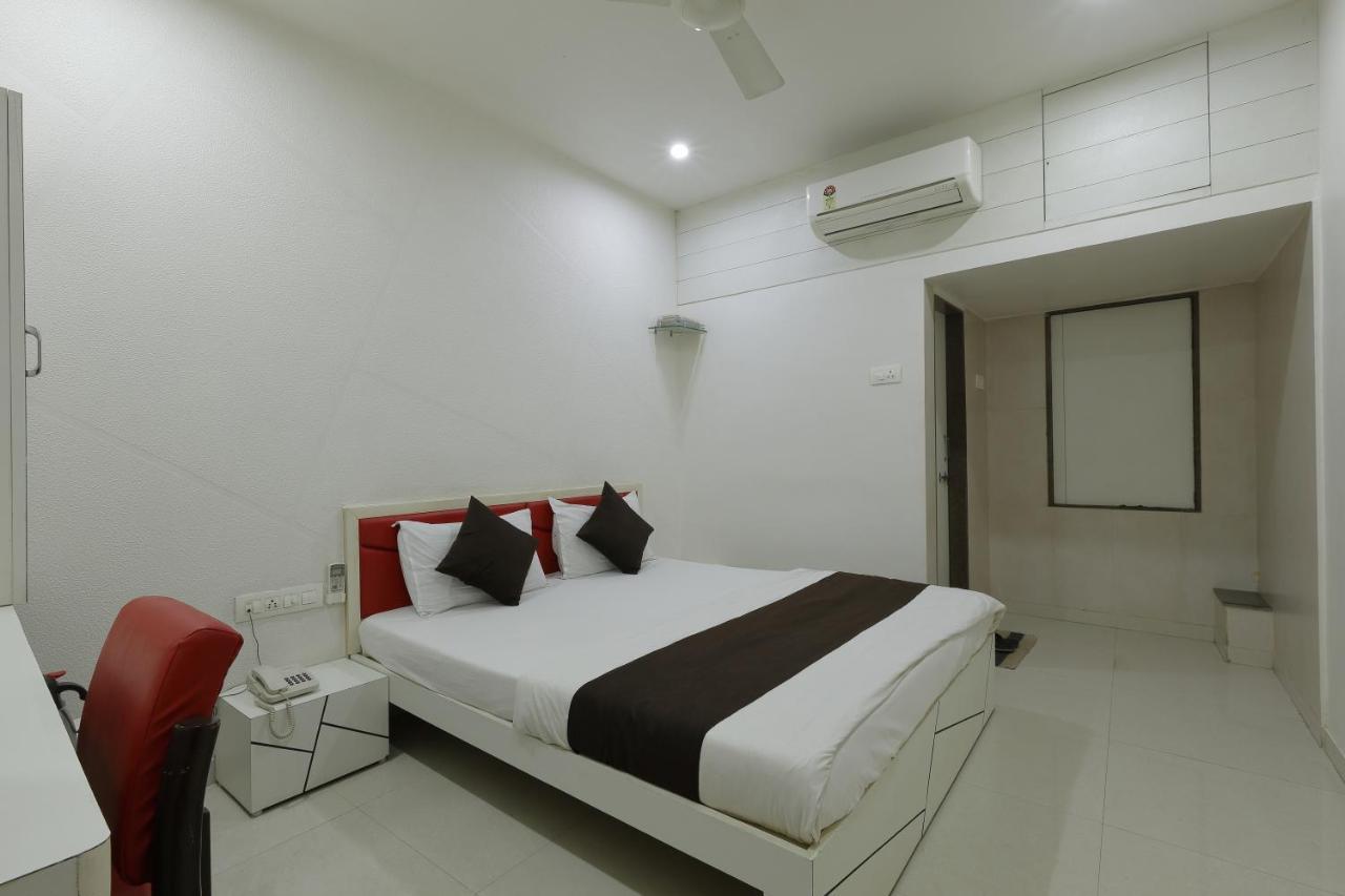Hotel Good Night Ahmadabad Zewnętrze zdjęcie